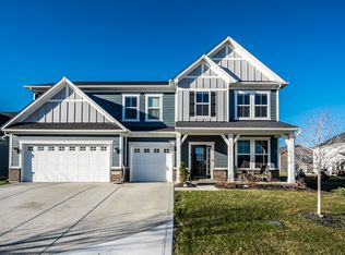 15802 Turntable Ct, Westfield, IN 46074