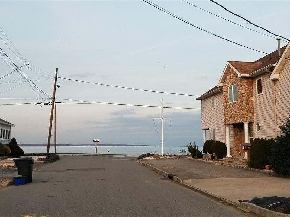 179 Ocean Ave, Laurence Harbor, NJ 08879 Zillow