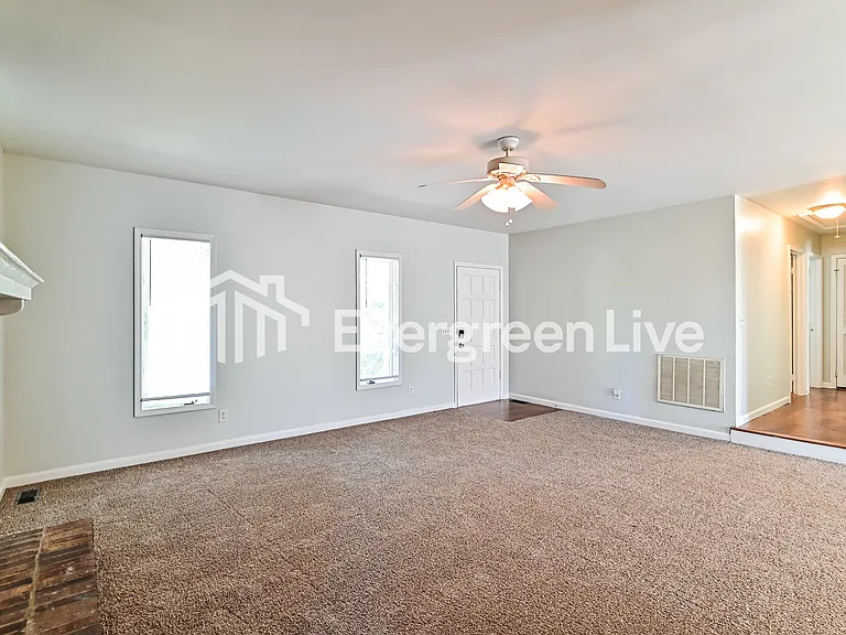 127 Baynard Ct — Photo 7