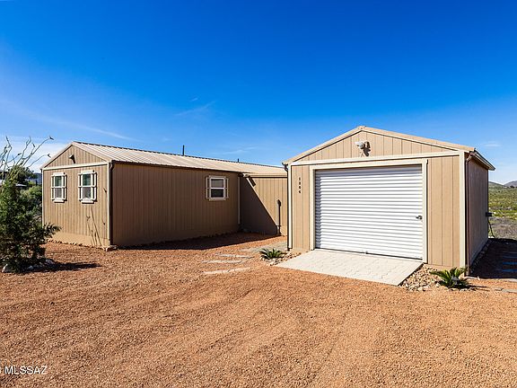 5th image of 1304 E San Pedro Way