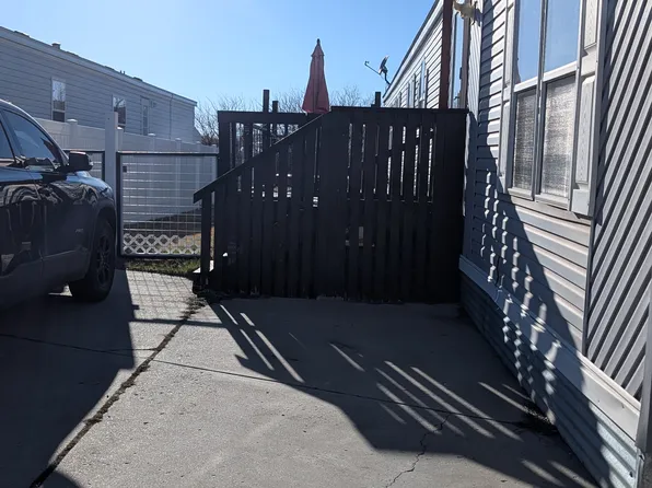 1620 W 2nd St, Rock Springs, WY 82901