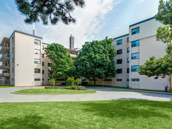 1155 Midland Ave, Toronto, ON M1K 4H3