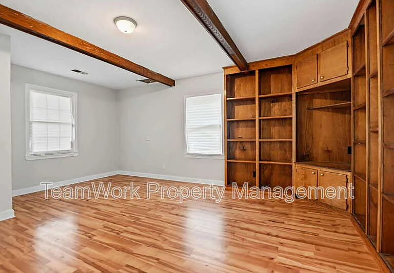 4467 Donwood Cir — Photo 4