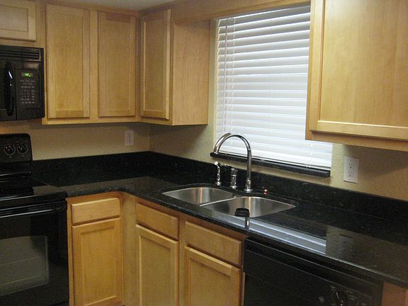 Kitchen, granite counters