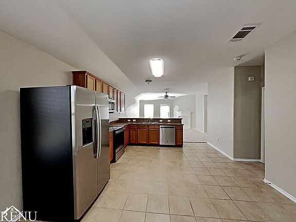 4th image of 3637 Swallow Dr