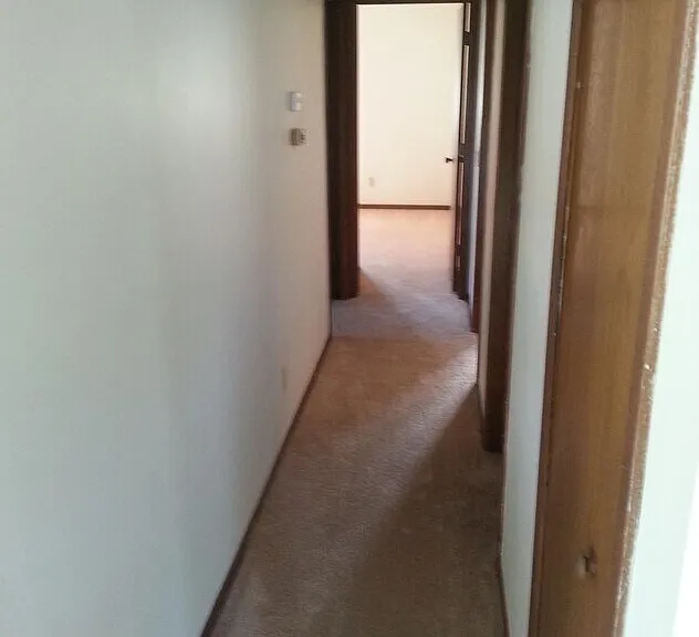 1303 S Thompson Dr — Photo 4