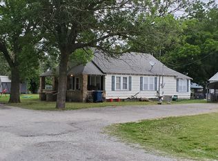 600 N Walnut St, Commerce, OK 74339