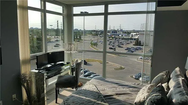 2 bed, $2,990 — Photo 3
