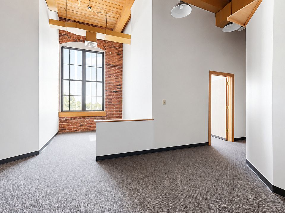 1st image of 2 Storer St #405