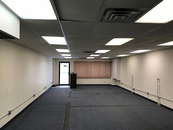 3rd image of 2680 Gerritsen Ave