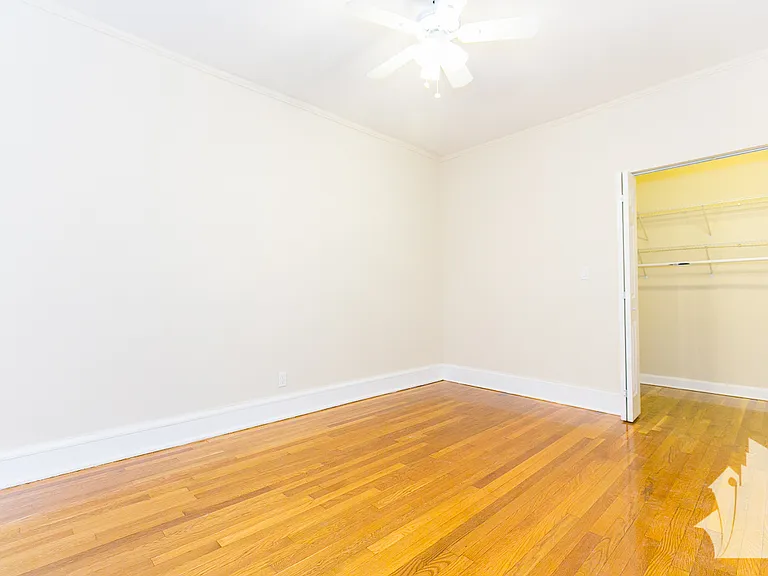 1609 W Berteau Ave — Photo 6