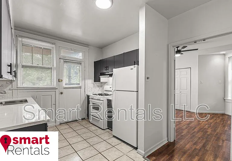 1722 Waverly Pl #F — Photo 12