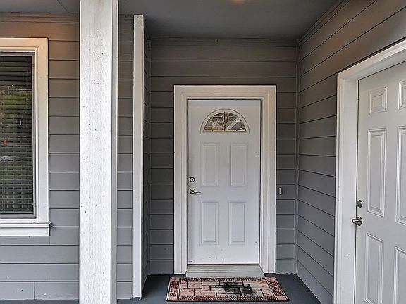 3rd image of 20716 11th Ave S