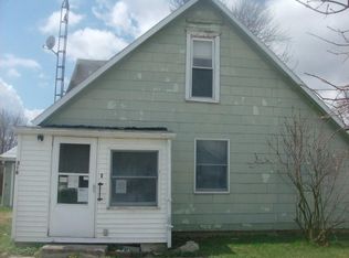 318 S Main St, Mendon, OH 45862