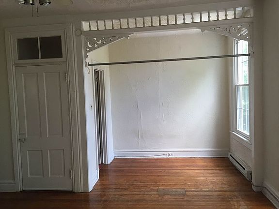 4th image of 1921 Floyd Ave APT 2