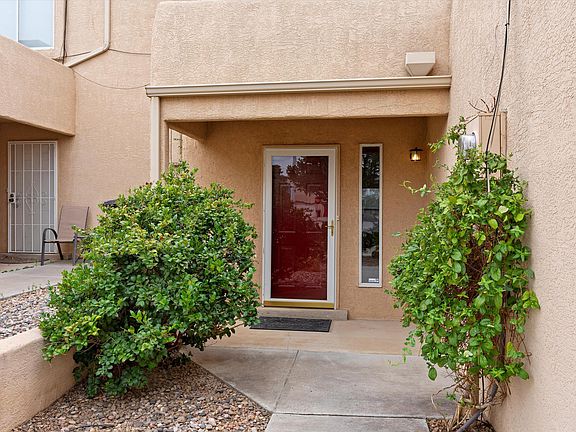4th image of 11310 Campo Del Sol Ave NE