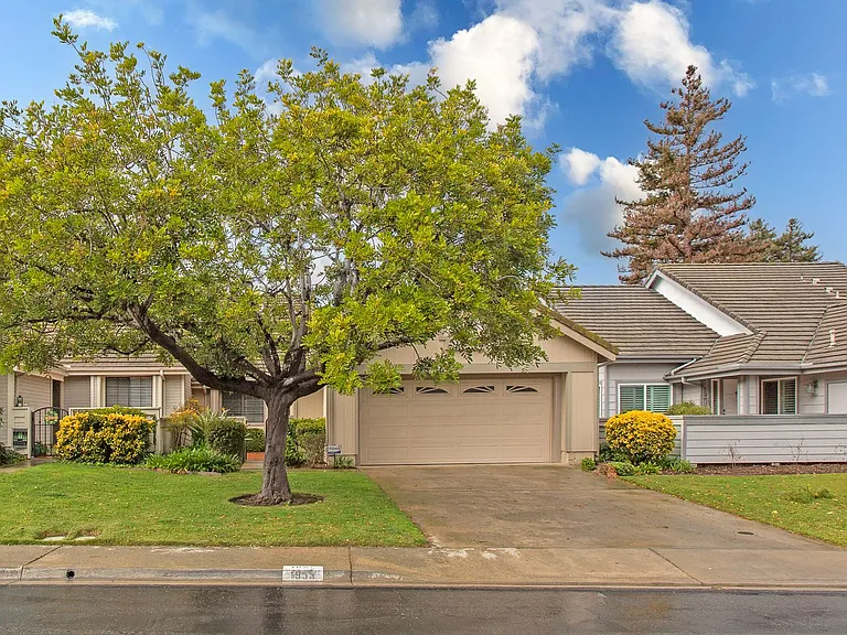1955 Spyglass Cir — Photo 20
