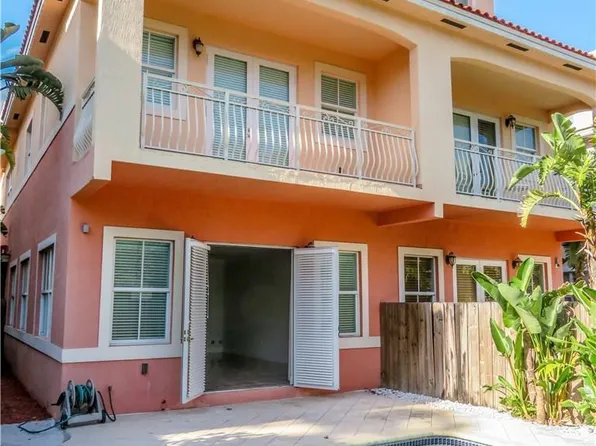 610 SW 10th St, Fort Lauderdale, FL 33316