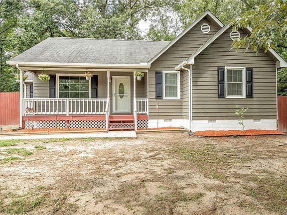 2nd image of 4118 Beth Ln