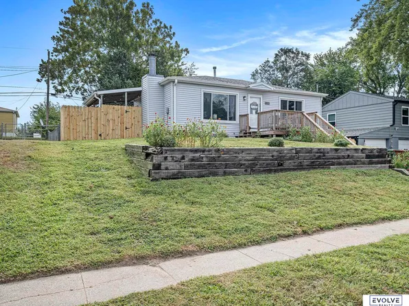 7209 S 22nd St, Bellevue, NE 68147