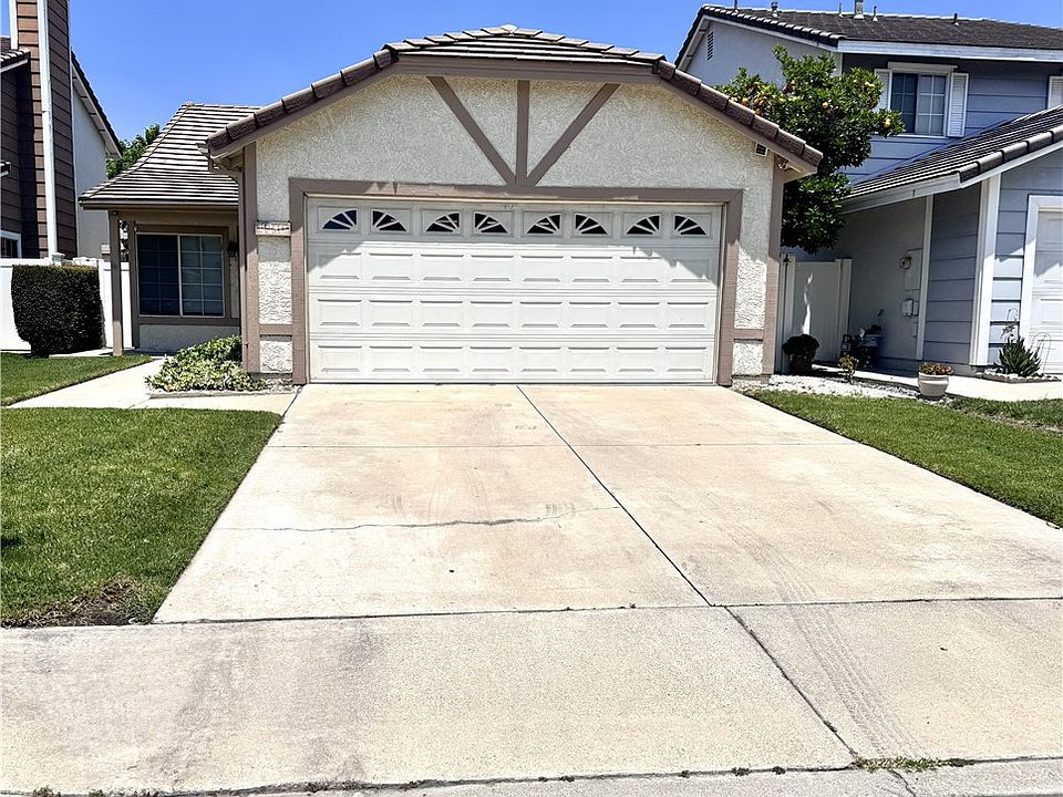 1st image of 4240 Valerie Ln