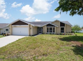 1942 SE 8th Pl, Cape Coral, FL 33990