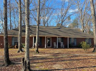 456 Wooten Rd, Highland Home, AL 36041