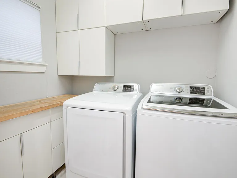 4202 Spencer St — Photo 13