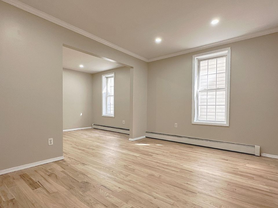 1st image of 430 Bronx Park Ave Unit B