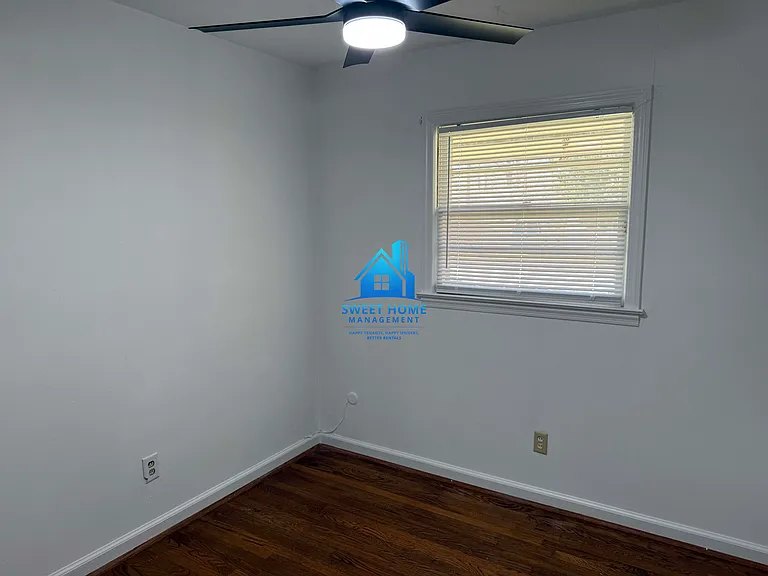 1618 Edgechester Ave — Photo 3