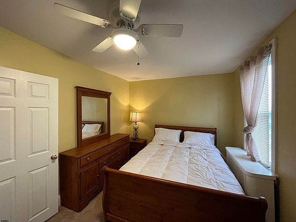 5th image of 29 N Delancy Pl