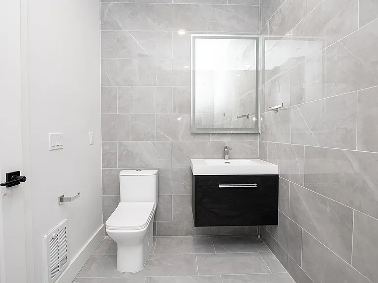 6710 Park Ave #405 — Photo 7