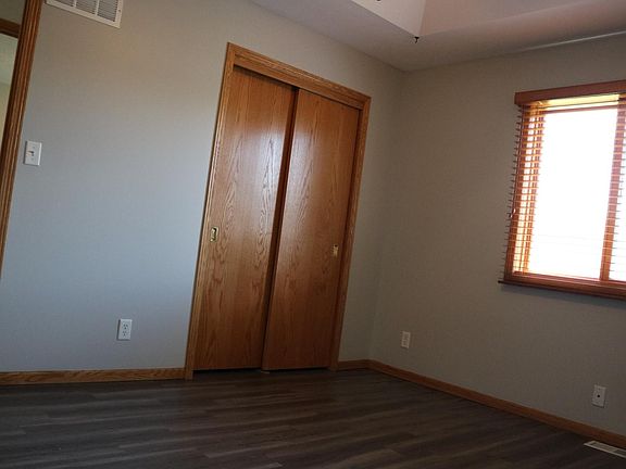 4th image of 3011 W Washington St