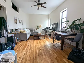 Rented by Manhattan Spaces