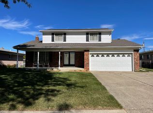 3619 Veronica Dr, Sterling Heights, MI 48310