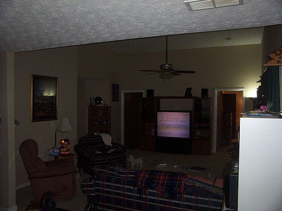 4th image of 2850 Trotters Pointe Dr