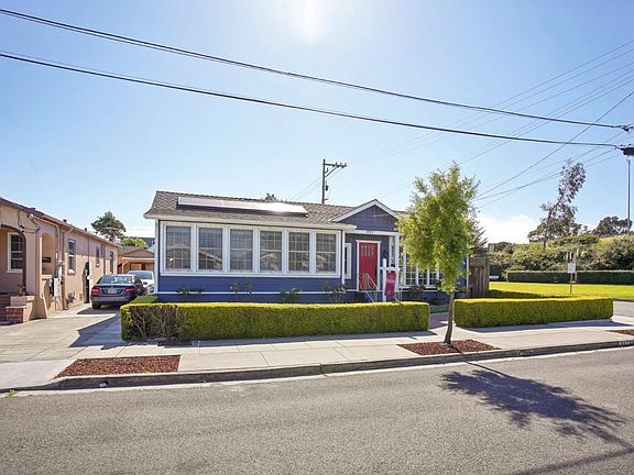 3rd image of 997 Green Ave