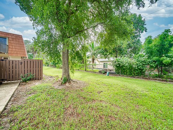 2nd image of 8256 S Coral Cir