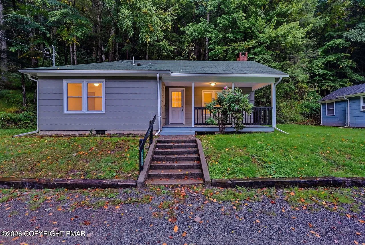 2 bed, $1,650 — Photo 1