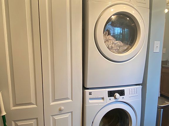 Full Size Washer & Dryer included