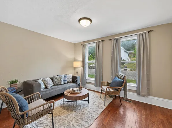 528 Lawson Ave E, Saint Paul, MN 55130