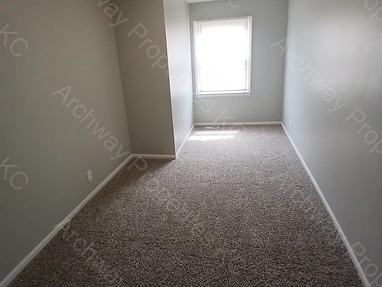 1267 N Petzold Dr #B — Photo 6