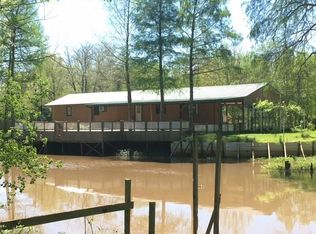 225 Vickville Rd, Marksville, LA 71351