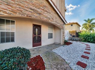 1262 W 166th St APT 1, Gardena, CA 90247