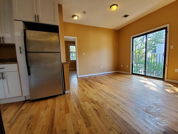 2nd image of 248 Duncan Ave #30E