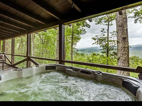 4th image of 79 Laurel Ridge Way