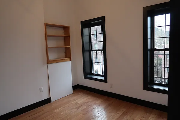 Rented by Spot It Realty LLC | media 7