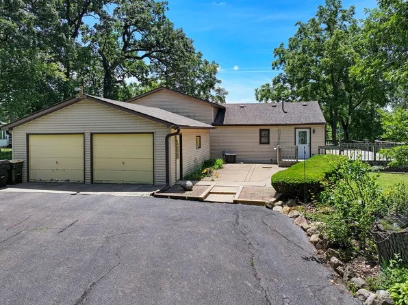 (undisclosed Address), Antioch, IL 60002