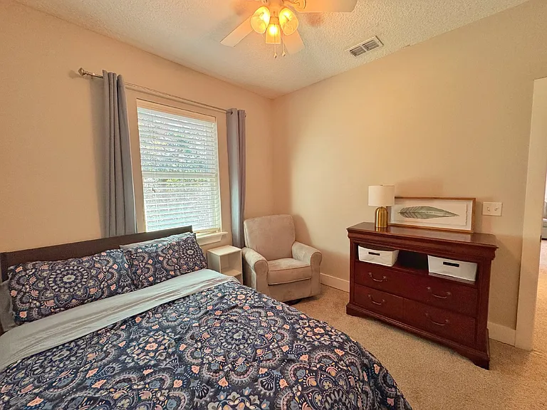 2523 Oleander St — Photo 46