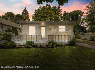 2415 Lyons Ave, Lansing, MI 48910